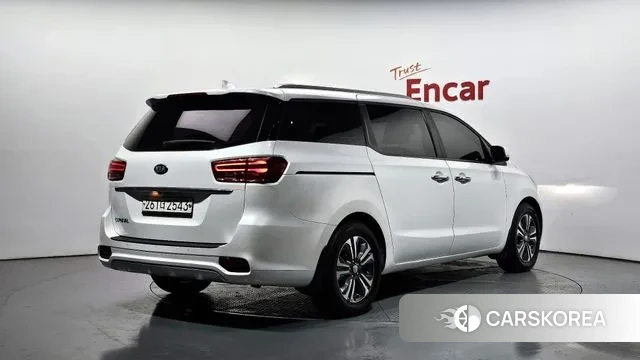 Kia The New Carnival id 3459945 из Кореи 12