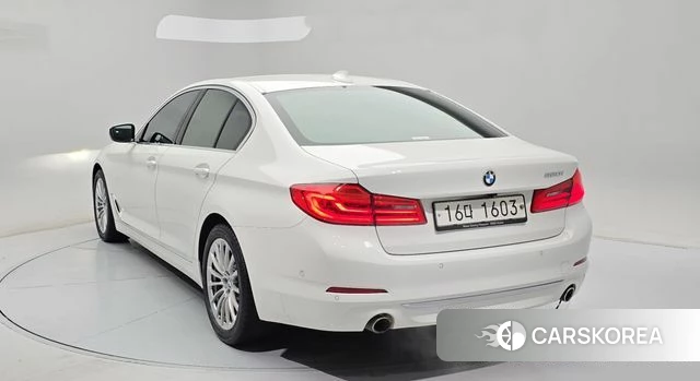 BMW 5 Series (G30) id 4658088 из Кореи 12
