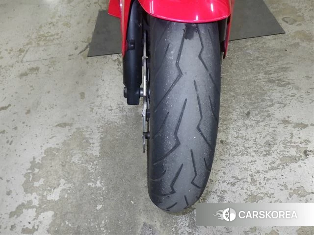 Проданный Honda CBR400R id 3994877 из Японии, фото 12