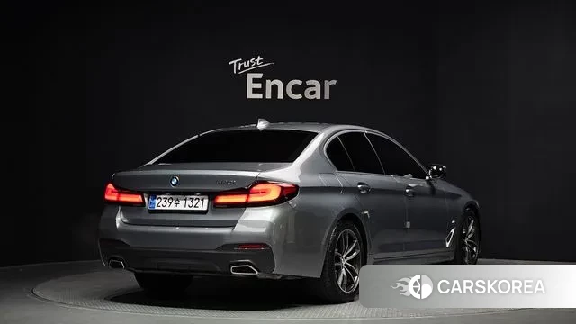 BMW 5 Series (G30) id 3560919 из Кореи 12