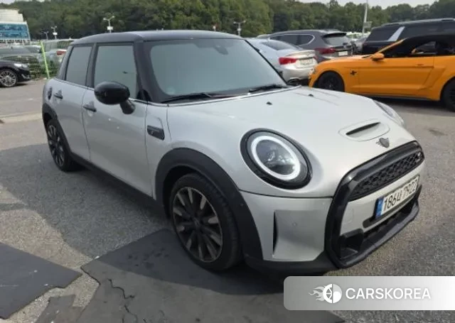 Mini Cooper S id 3338872 из Кореи 12