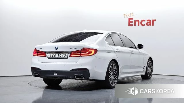 BMW 5 Series (G30) id 3845478 из Кореи 12