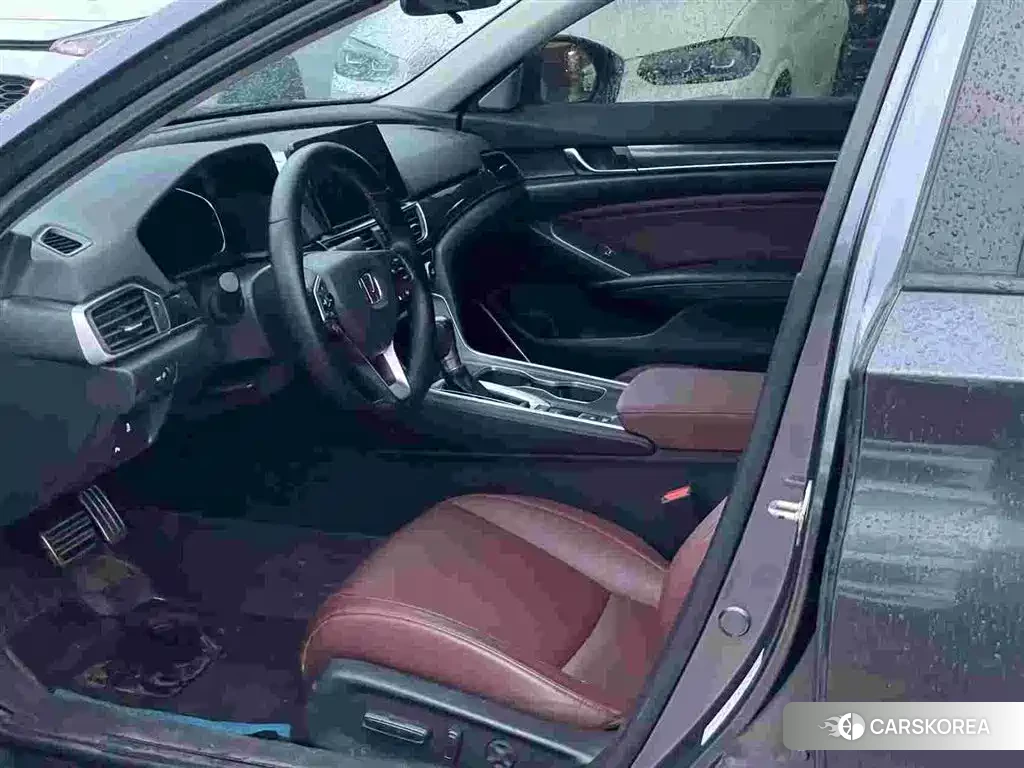 Honda Accord 2022 Silver/gray из Китая, фото 2