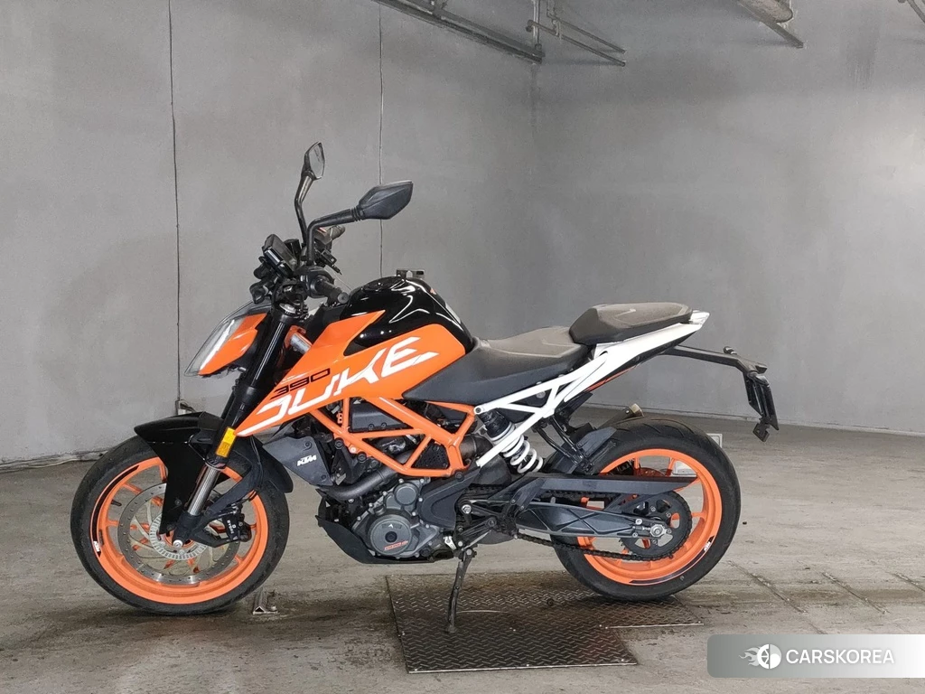 Проданный KTM 390 DUKE 2018 из Японии, фото 2