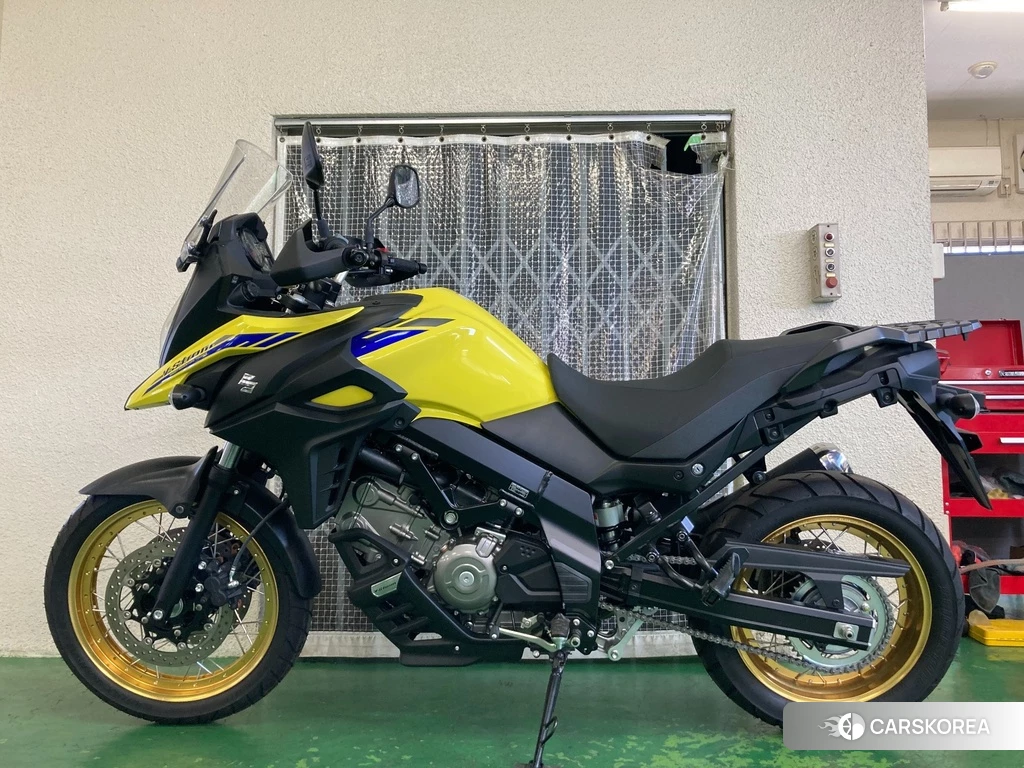 Проданный Suzuki V-STROM 650 XT 2021 из Японии, фото 2