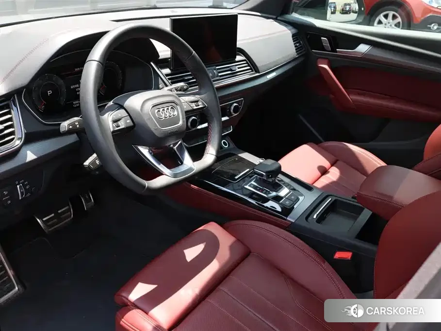 Audi Q5L id 4570370 из Китая 8