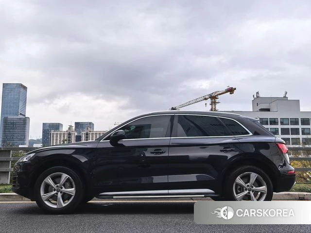 Audi Q5L id 4261410 из Китая 10