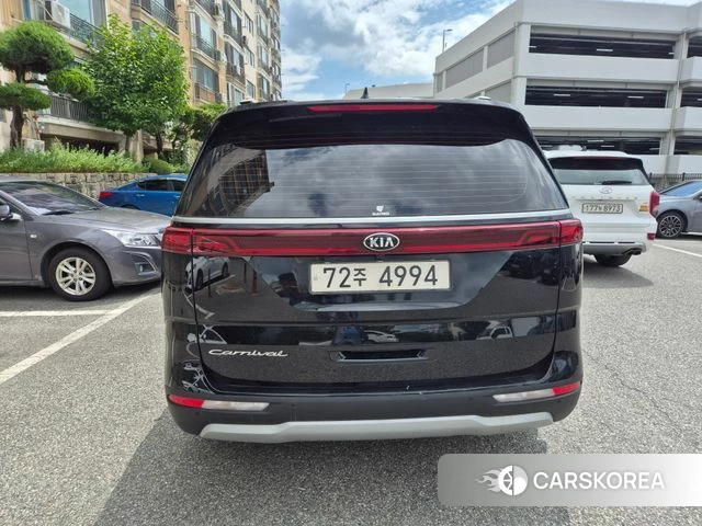 Kia Carnival 4th generation 2021 Черный из Кореи, фото 2