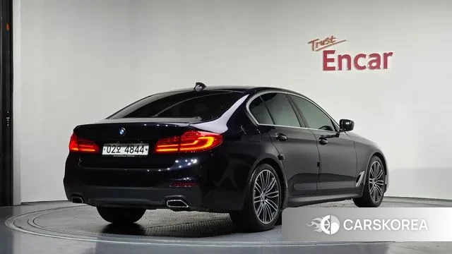 BMW 5 Series (G30) id 3772891 из Кореи 12