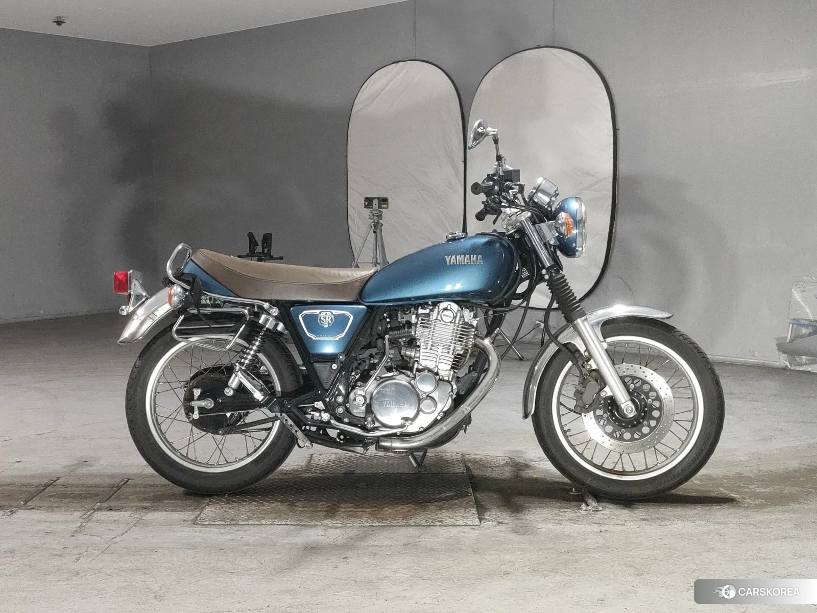 Проданный Yamaha SR 400 2020 из Японии