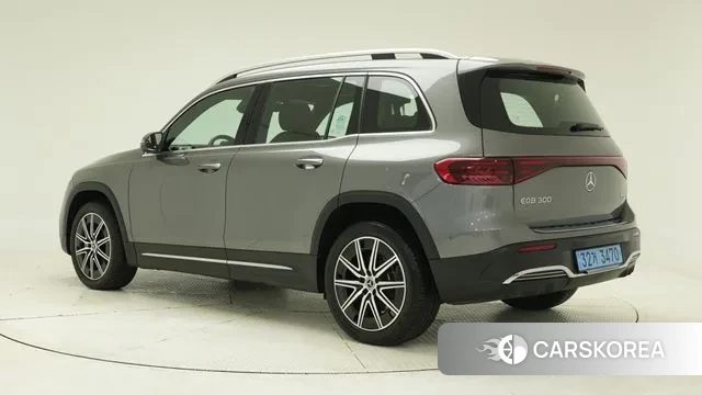 Mercedes-Benz EQB X243 id 3756838 из Кореи 12