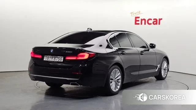 BMW 5 Series (G30) id 3529745 из Кореи 12