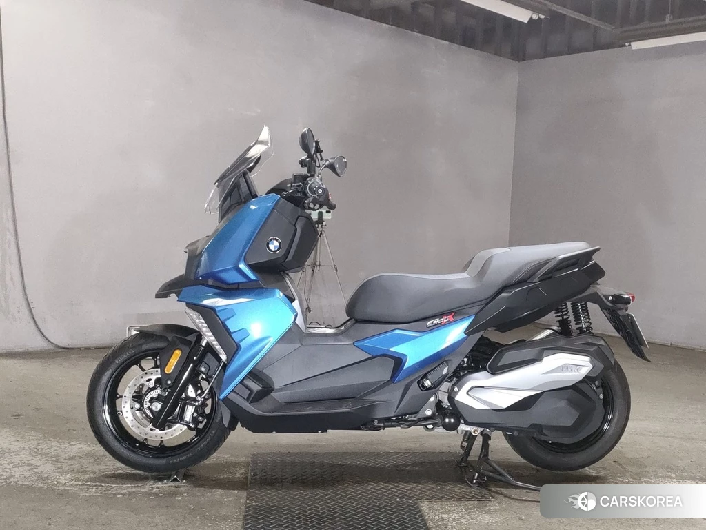 Проданный BMW C400X 2019 из Японии