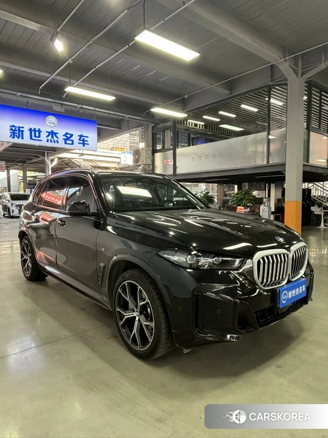 BMW X5 2025 Черный из Китая, фото 2