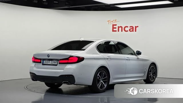BMW 5 Series (G30) id 4872509 из Кореи 12