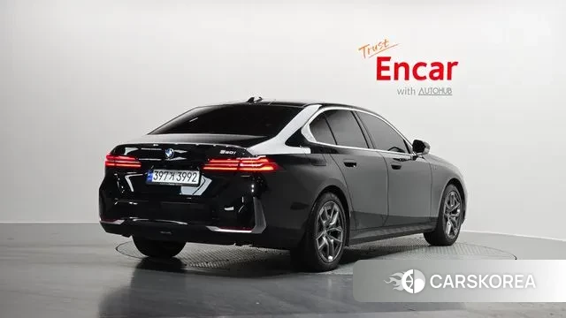 BMW 5 Series (G60) id 3457357 из Кореи 12