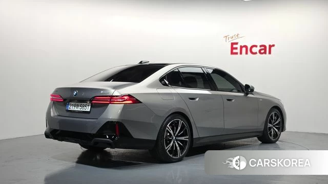 BMW 5 Series (G60) id 4523157 из Кореи 12