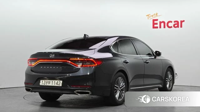 Hyundai Grandeur IG id 3917398 из Кореи 12