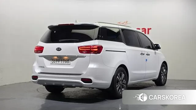 Kia The New Carnival id 3582993 из Кореи 12