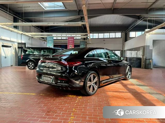 Mercedes-Benz EQE 2025 Черный из Китая, фото 2