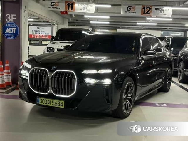 BMW 7 Series (G70) id 4329389 из Кореи 12