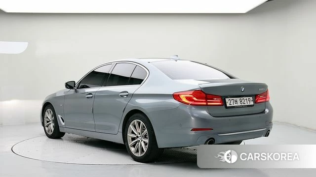 BMW 5 Series (G30) id 4325652 из Кореи 12