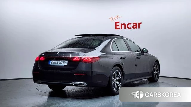 Mercedes-Benz E-Class W214 id 3909508 из Кореи 12