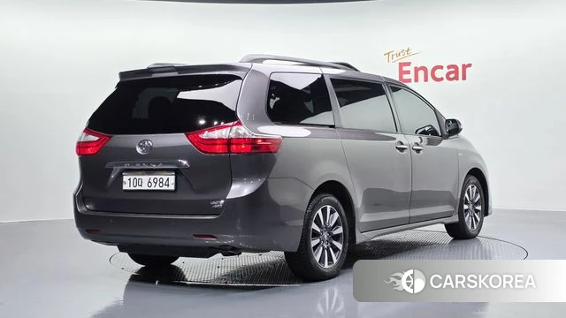 Toyota Sienna id 4490722 из Кореи 12