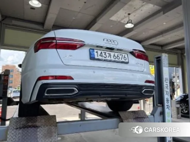 Audi A6 (C8) 2022 Белый из Кореи, фото 2