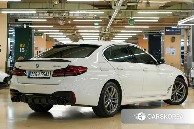 BMW 5 Series (G30) id 4446788 из Кореи 12