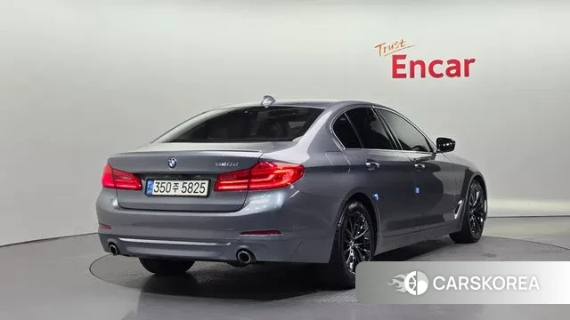 BMW 5 Series (G30) id 3505512 из Кореи 12