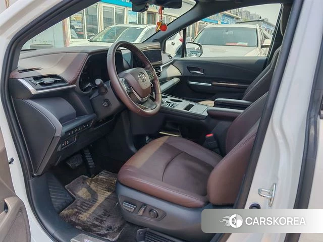 Toyota Saina id 4278875 из Китая 11