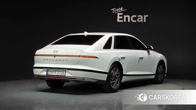 Hyundai Grandeur Hybrid (GN7) id 4617663 из Кореи 12