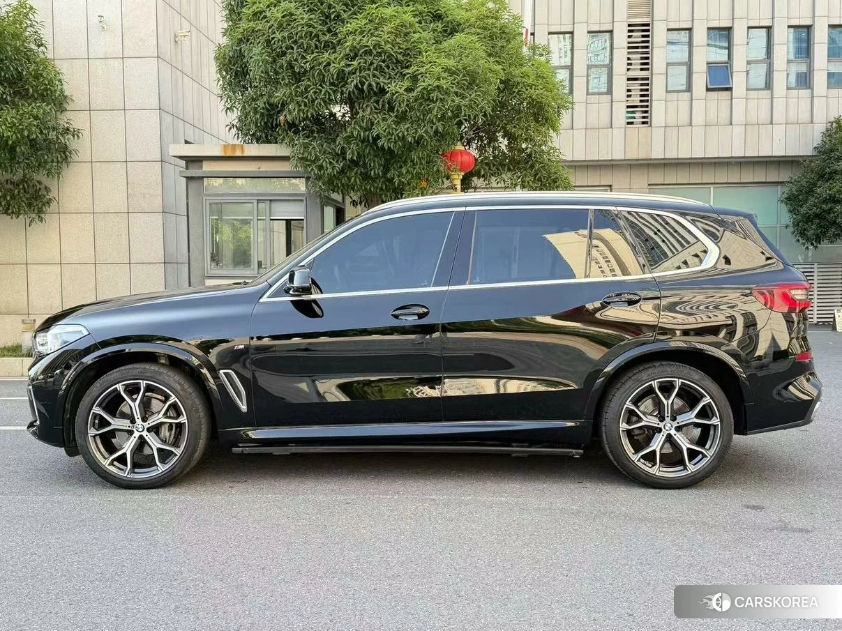 BMW X5 2022 Черный из Китая, фото 4
