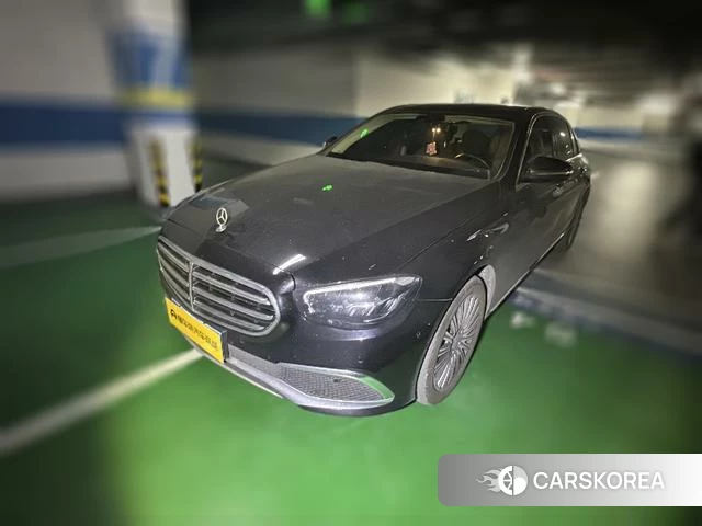 Mercedes-Benz E-class 2022 Черный из Китая, фото 2