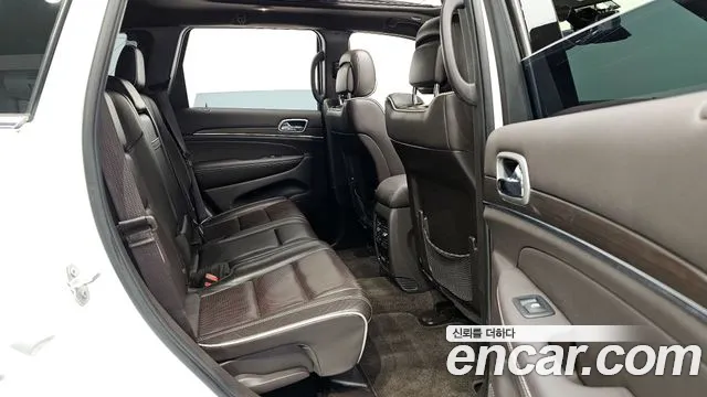 Jeep Grand Cherokee id 2681809 из Кореи 12