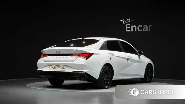 Hyundai Avante Hybrid (CN7) id 3343604 из Кореи 12