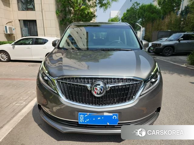 Buick GL8 2018 Темно-серый из Китая, фото 3
