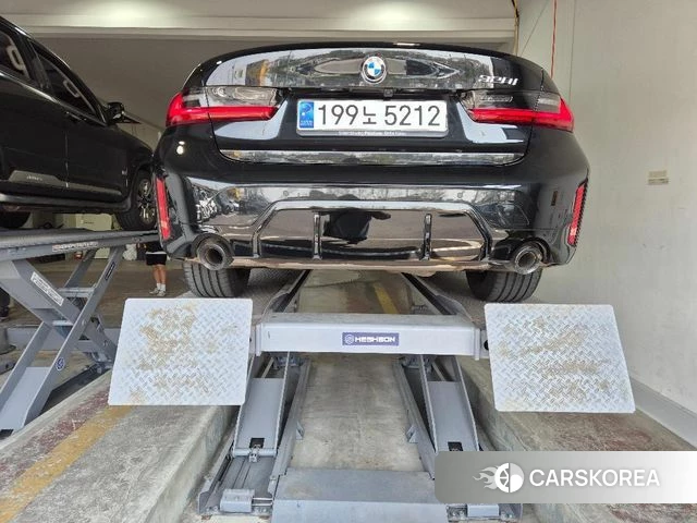 BMW 3 Series (G20) 2023 Черный из Кореи, фото 2