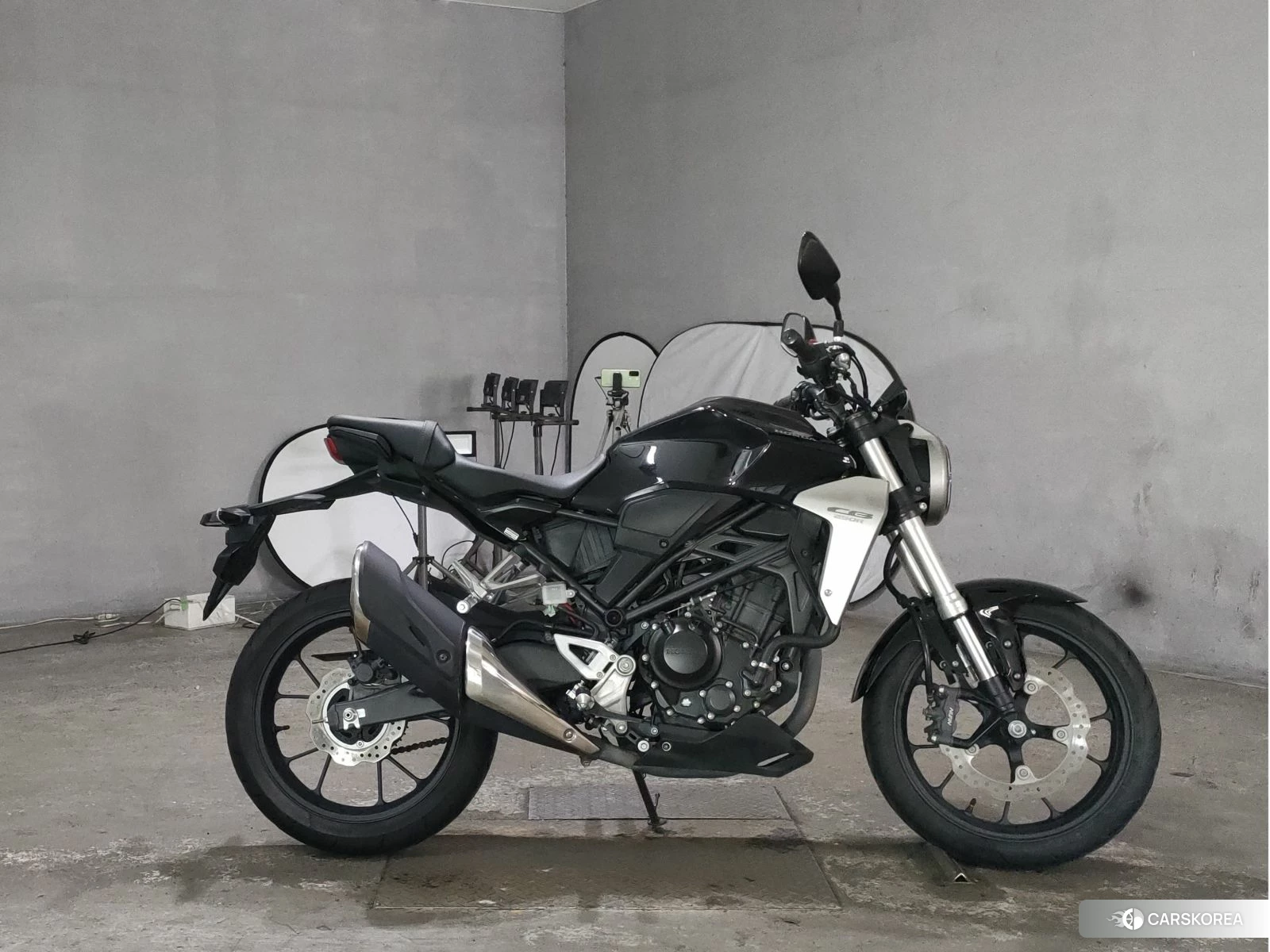 Проданный Honda CB250R id 3950010 из Японии, фото 3