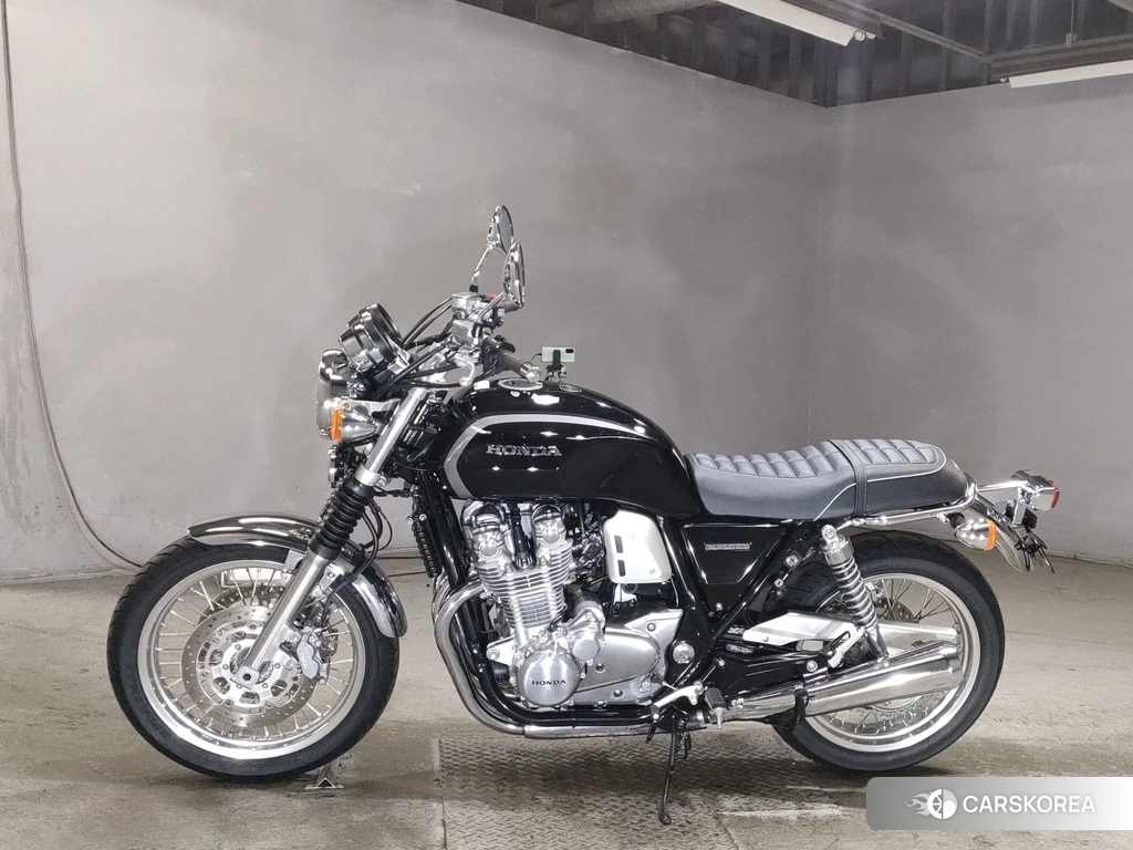 Проданный Honda CB1100EX 2023 из Японии, фото 2