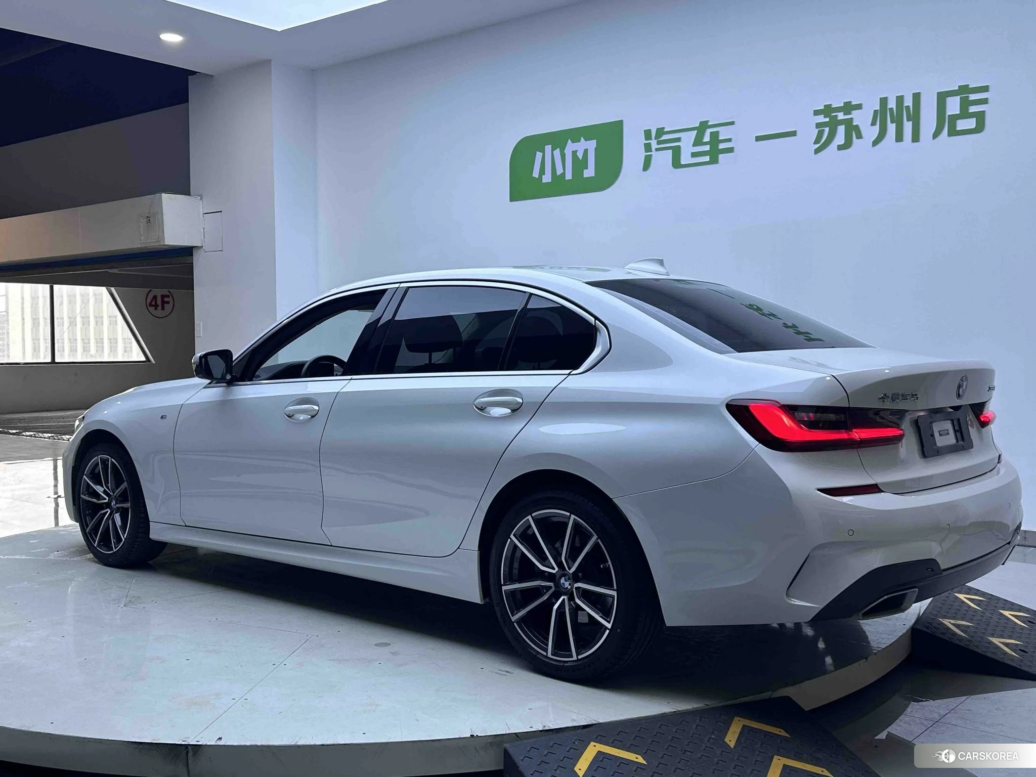 BMW 3 series id 4455357 из Китая 12