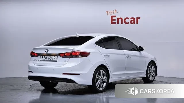 Hyundai Avante AD id 3682510 из Кореи 12