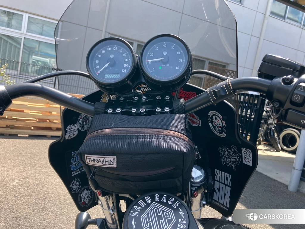 Проданный Harley-Davidson Dyna Low Rider FXDLS1800 2017 из Японии, фото 2