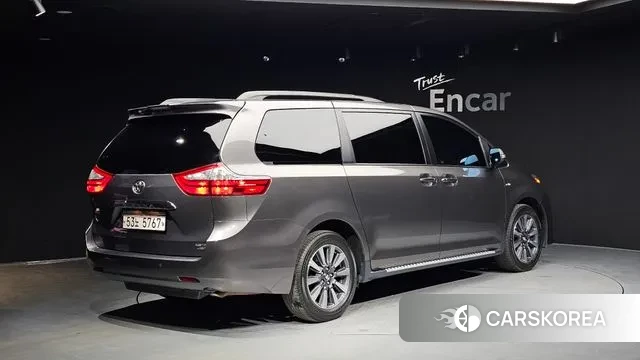 Toyota Sienna id 3593387 из Кореи 12