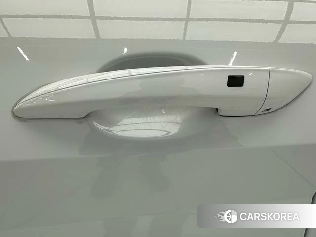 Hyundai Elantra id 4298265 из Китая 10
