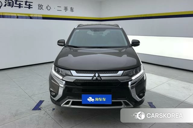 Mitsubishi  Outlander id 4212433 из Китая 9