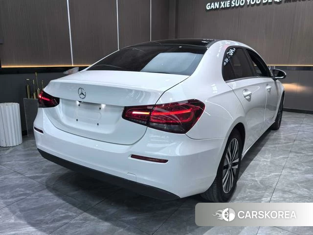 Mercedes-Benz Class A 2021 Белый из Китая, фото 2