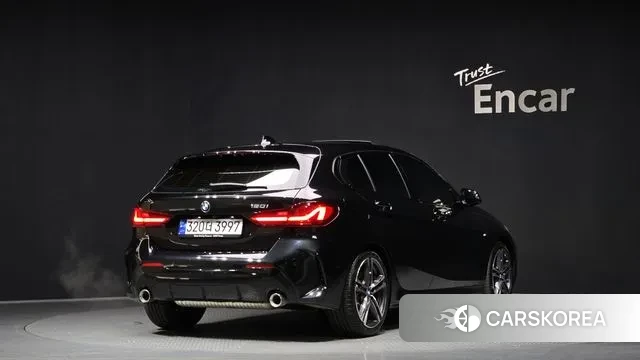 BMW 1 Series (F40) id 3701849 из Кореи 12