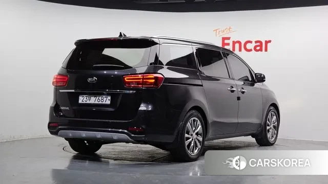 Kia The New Carnival id 3499624 из Кореи 12